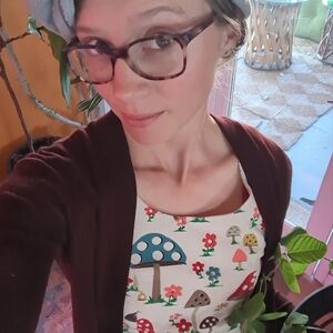 Meet your Posher, Carolyn